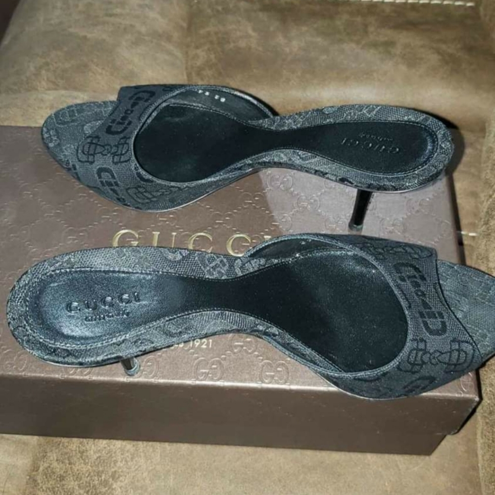 Gucci Heels